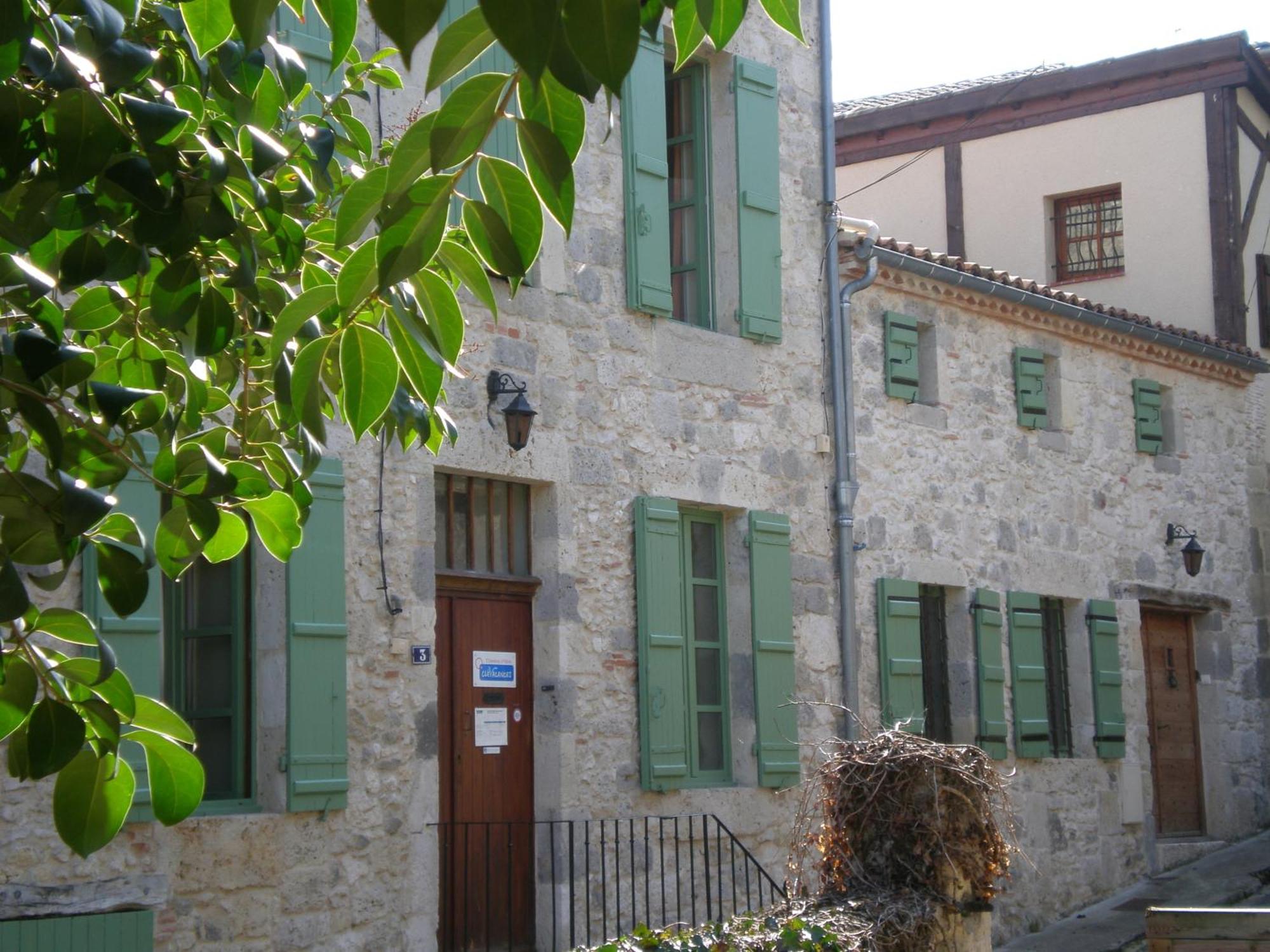 Chambre D'Hotes La Tour De Brazalem Nérac Екстериор снимка
